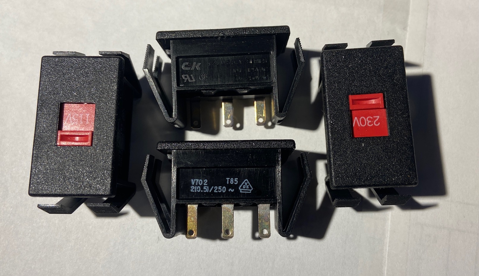 V70212SS05QE